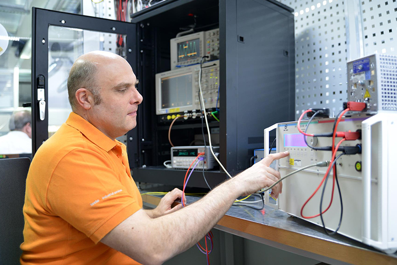Étalonnage sur site des équipements de mesure électrique