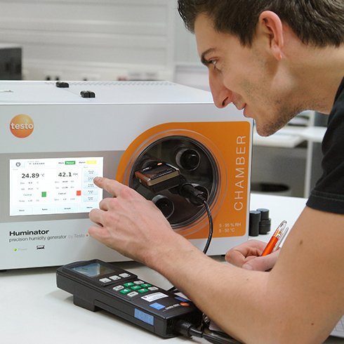 Etalonnage en Humidité Feuchtekalibrierung am Feuchtekalibrator Huminator